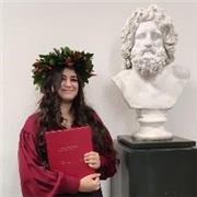 Laureata in Filologia classica col Massimo dei voti impartisce ripetizioni in materie umanistiche